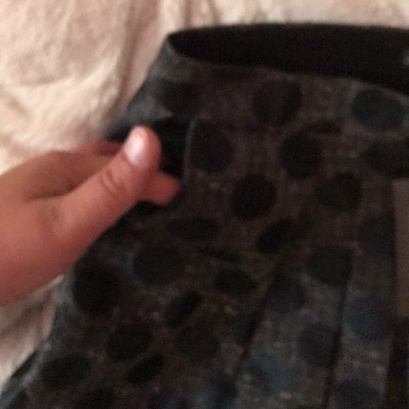 Pleated mini polka dot skirt - Picture 4 of 7